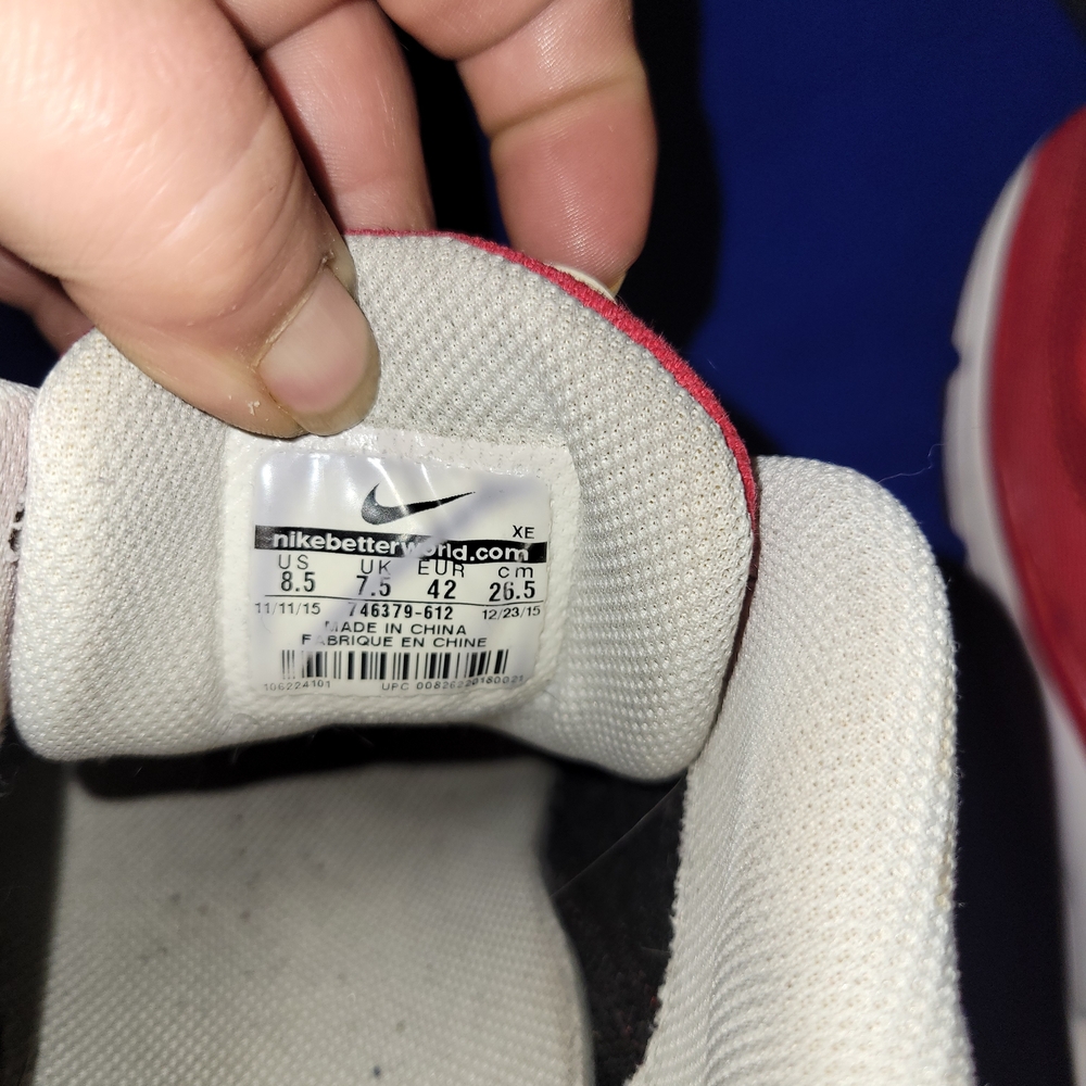 Nike Red and White Canvis Sneakers - Picture 8 of 9